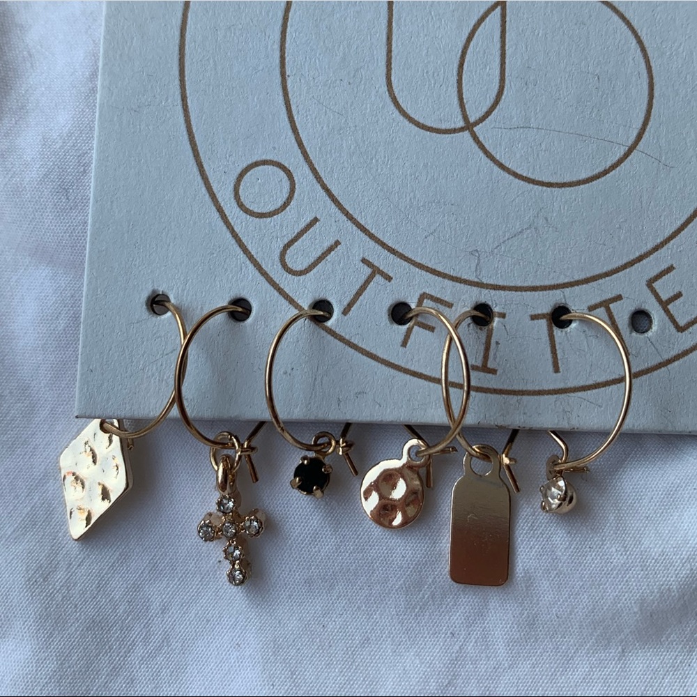 Earring set
